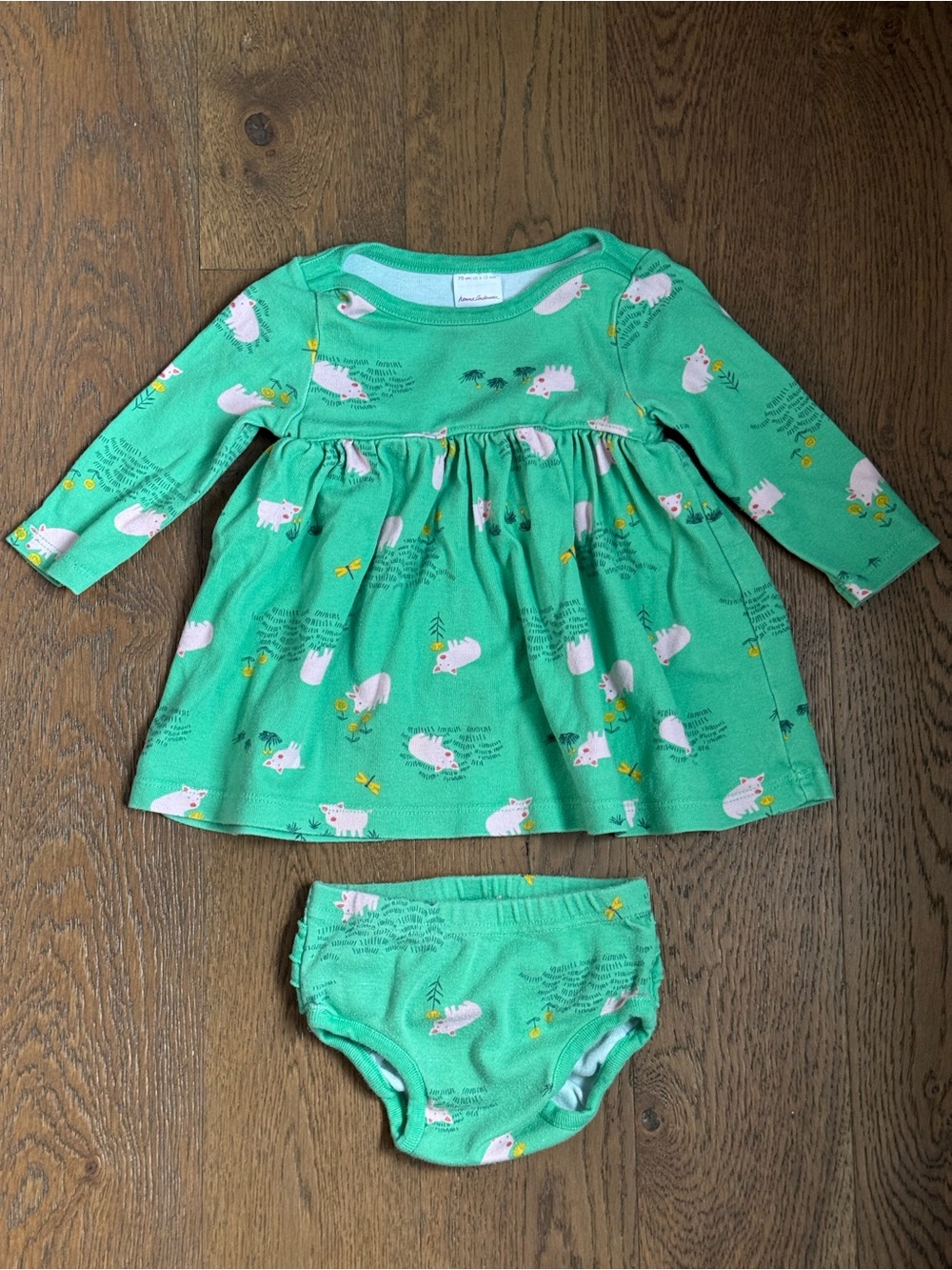 Hanna Anderson 6-12 Green Baby Dress & Bloomers with Pink Hippo Print